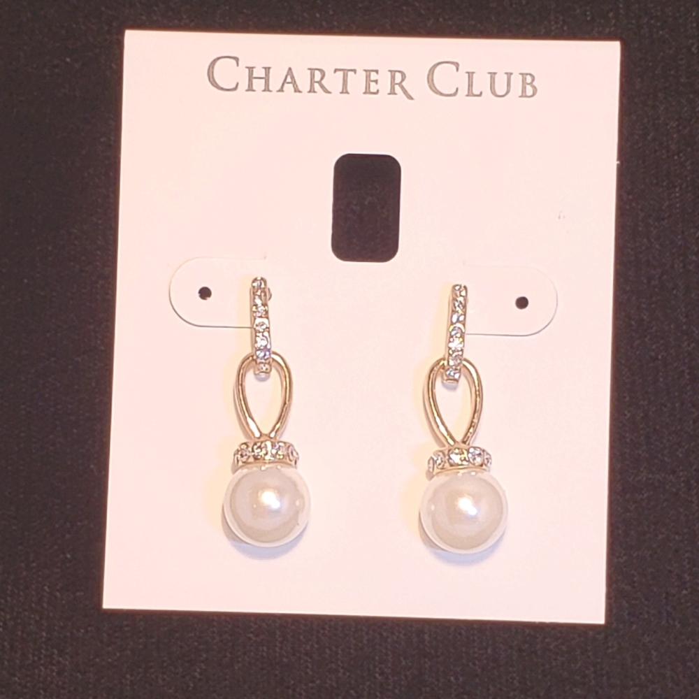 NWT Pearl & Rhinestone Drop Earrings - Picture 3 of 4